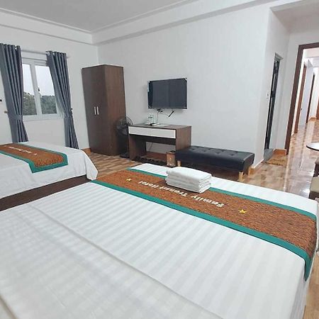 Family Transit Hotel Thach Loi Buitenkant foto