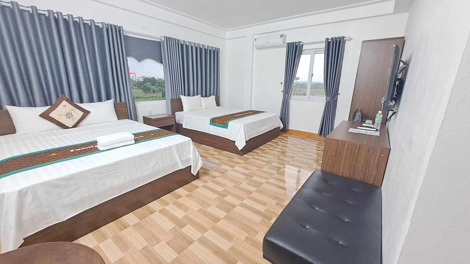 Family Transit Hotel Thach Loi Buitenkant foto