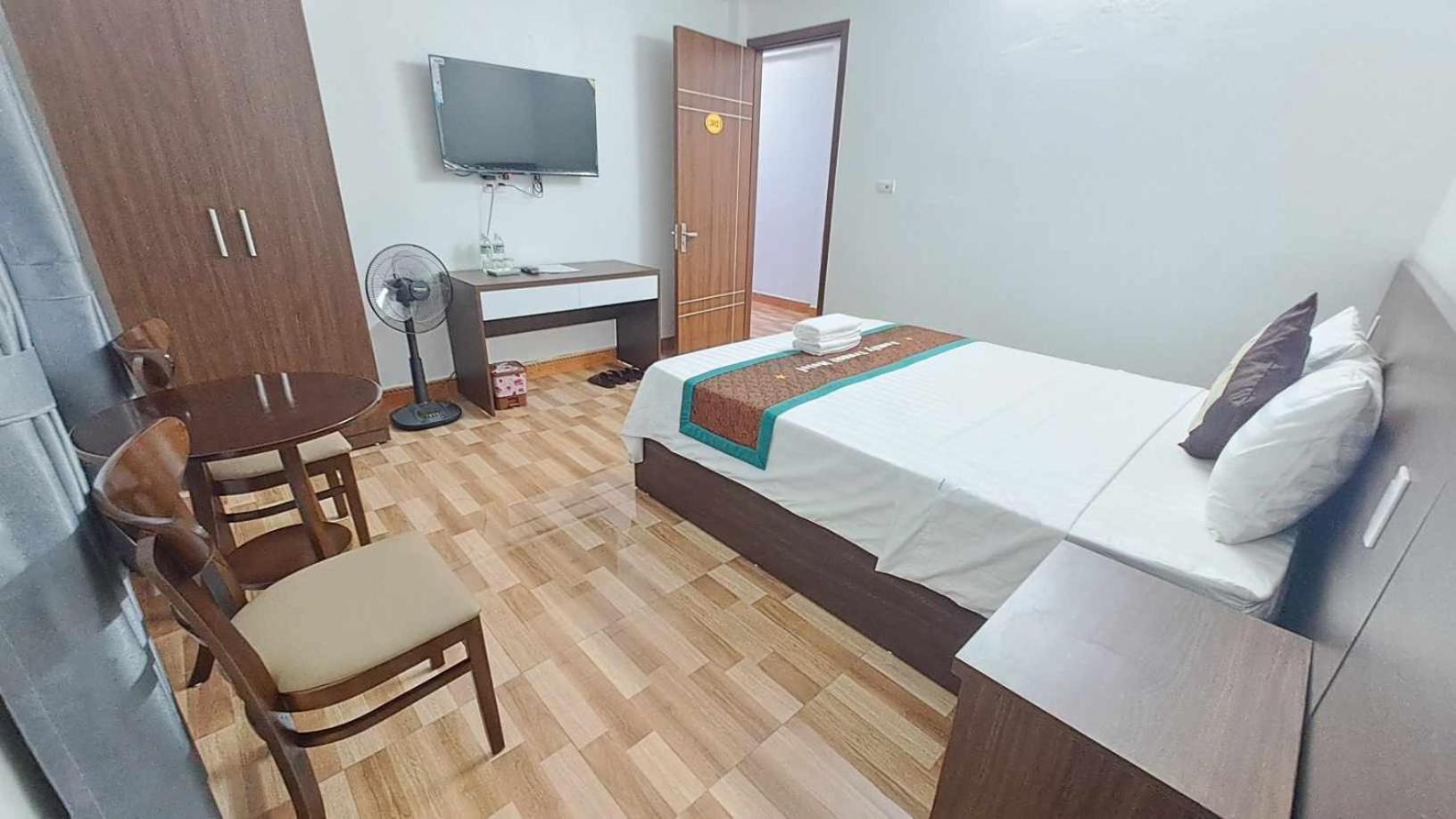 Family Transit Hotel Thach Loi Buitenkant foto