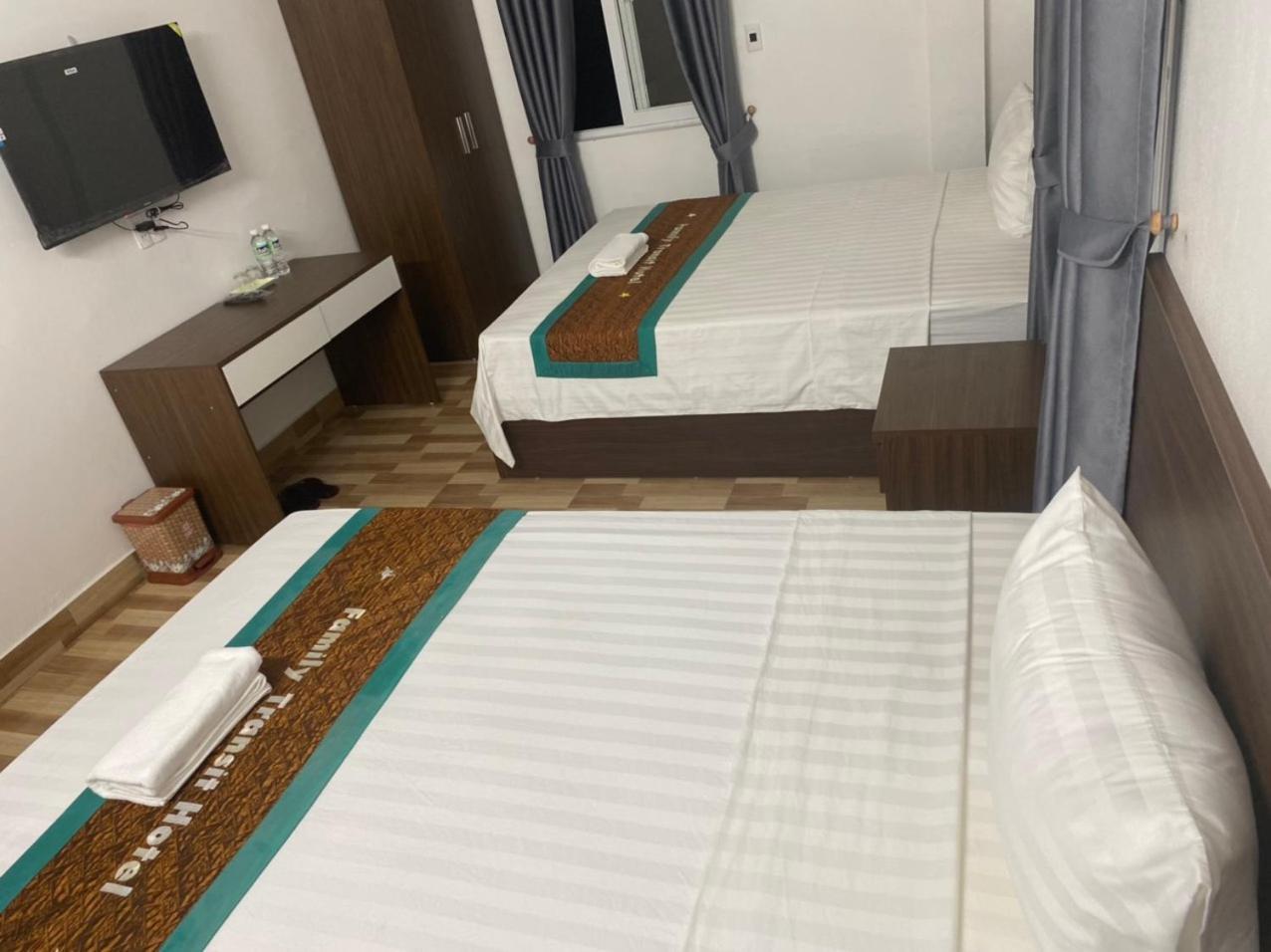 Family Transit Hotel Thach Loi Buitenkant foto